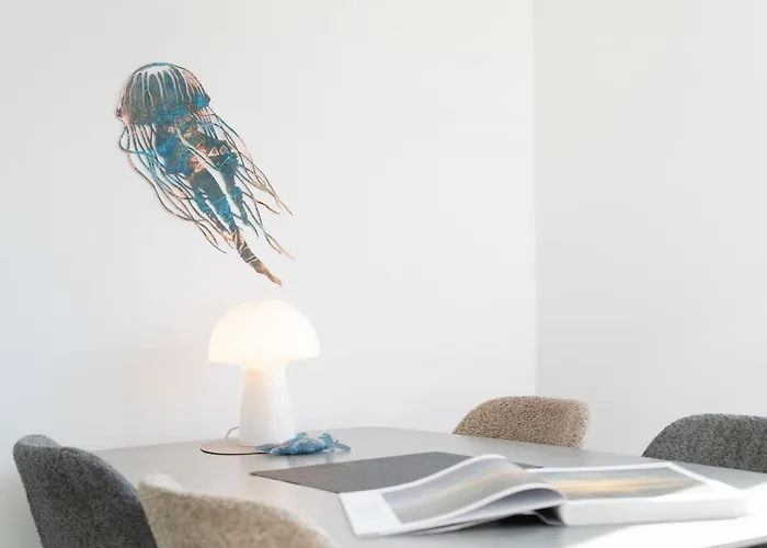 Hamburger Strasse 11 Jellyfish